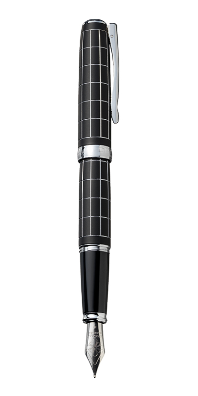 Stilou Diplomat Excellence A plus, cu penita M, din otel inoxidabil - Rhomb Guilloche Lapis Black