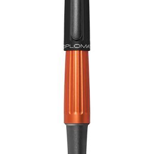 Stilou Diplomat Aero, cu penita M, din otel inoxidabil - black orange
