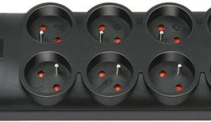 Prelungitor BRENNERSTUHL Primera Line, 10 prize cu impamantare, cablu 2 m, intrerupator - negru
