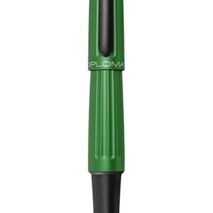 Stilou Diplomat Aero, cu penita M, aurita 14kt. - green - limited edition